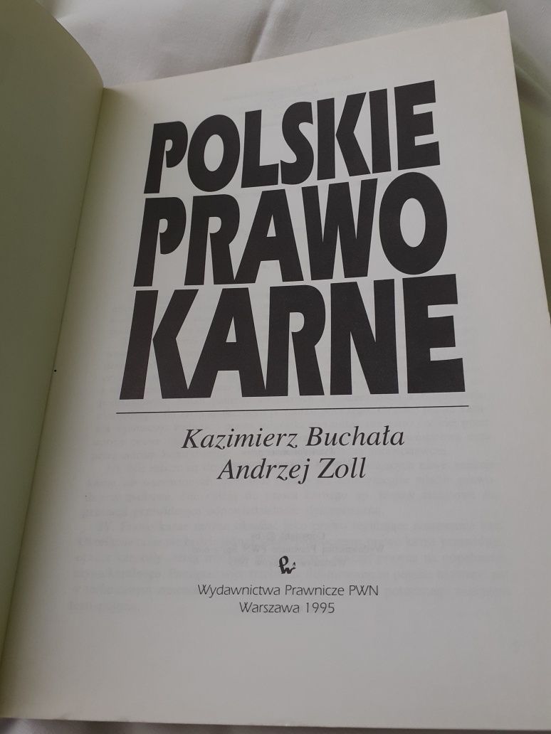 Polskie prawo karne Kazimierz Buchała, Andrzej Zoll