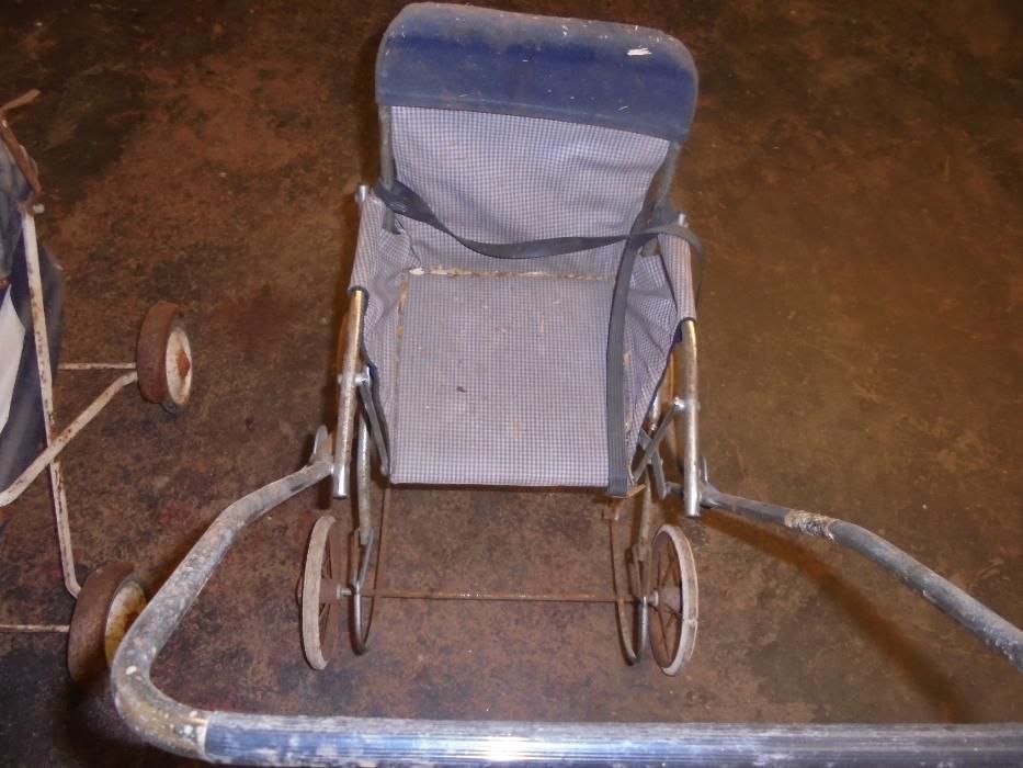 Carrinhos de Bonecas