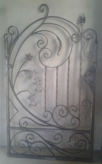 Ogrodzenia, balustrady, barierki, meble, metaloplastyka