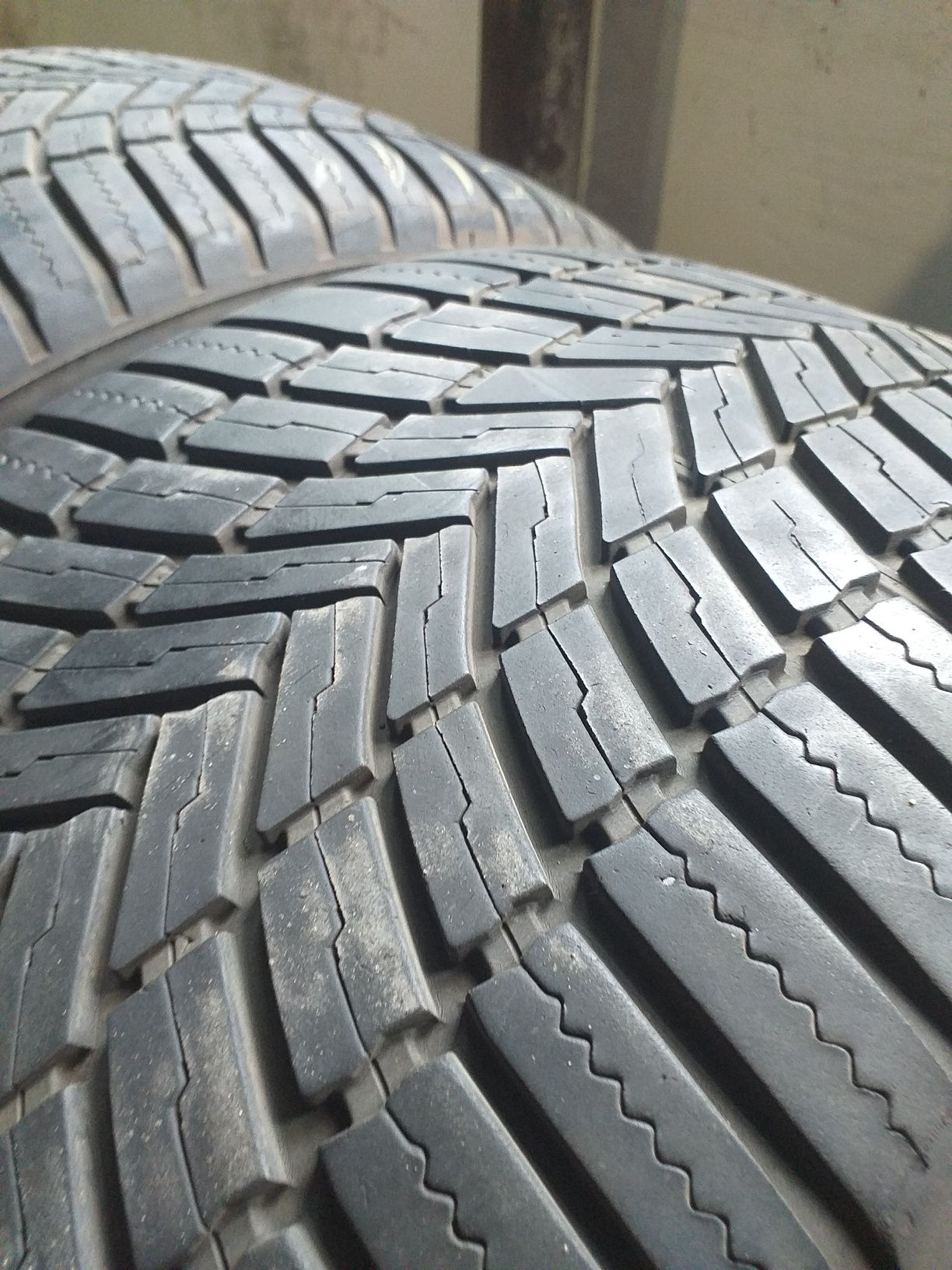 Opony 245/45R19 Bridgestone ZIMA całoroczne