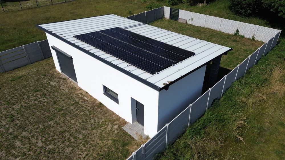 Dom jednorodzinny z garażem wolnostojącym