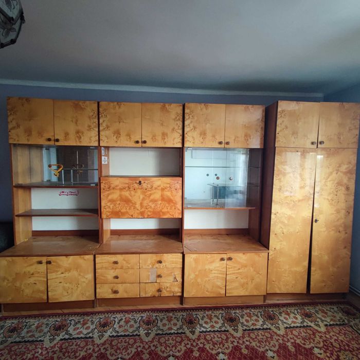 Meble pokojowe używane