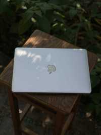 MacBook Pro (Retina, 13-inch, Early 2015)