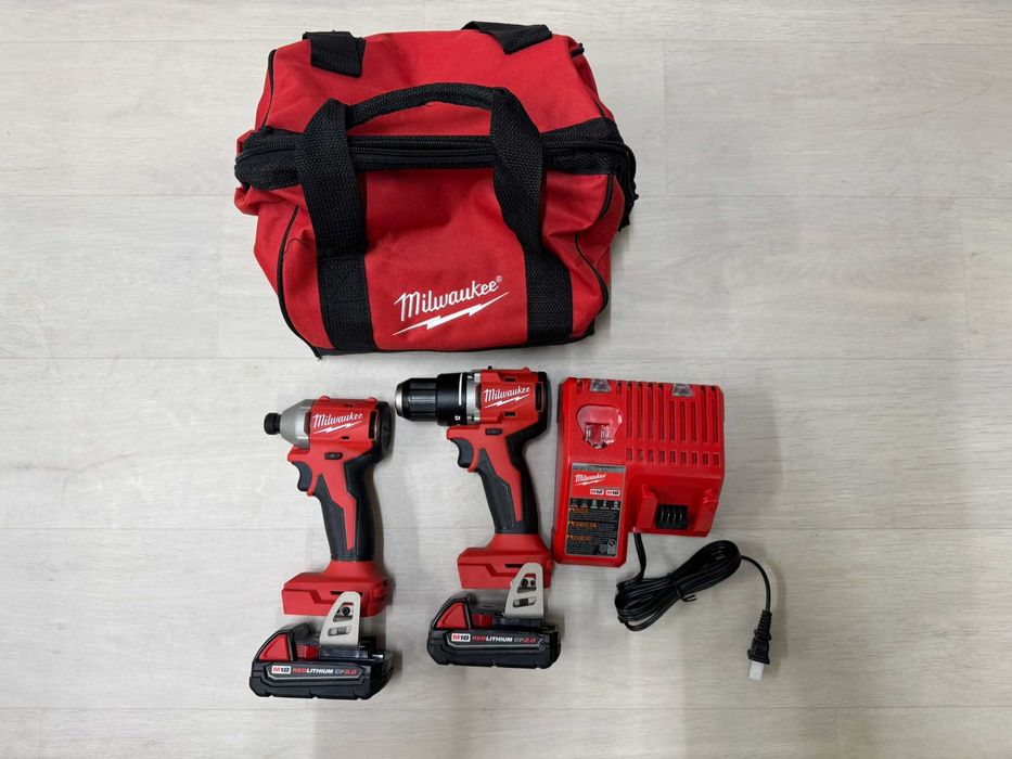 Wkrętarka + Zakrętarka Zestaw Milwaukee 3692-22CT M18 2x bateria z USA