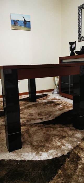 Mesa Jantar Extensível IMPECÁVEL