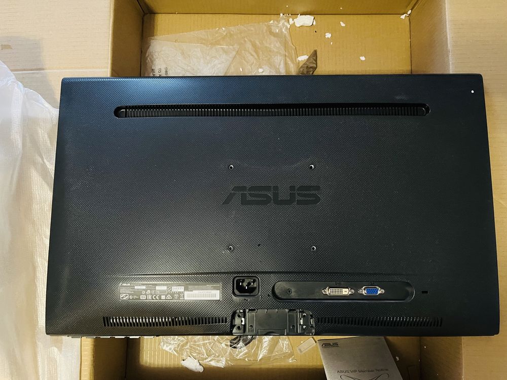 Monitor ASUS VS247 + ramie do mocowania