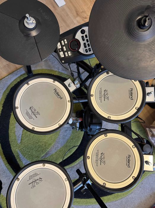 Roland TD 11 KV +  MDS 4V + stopa Pearl P-930 Demonator