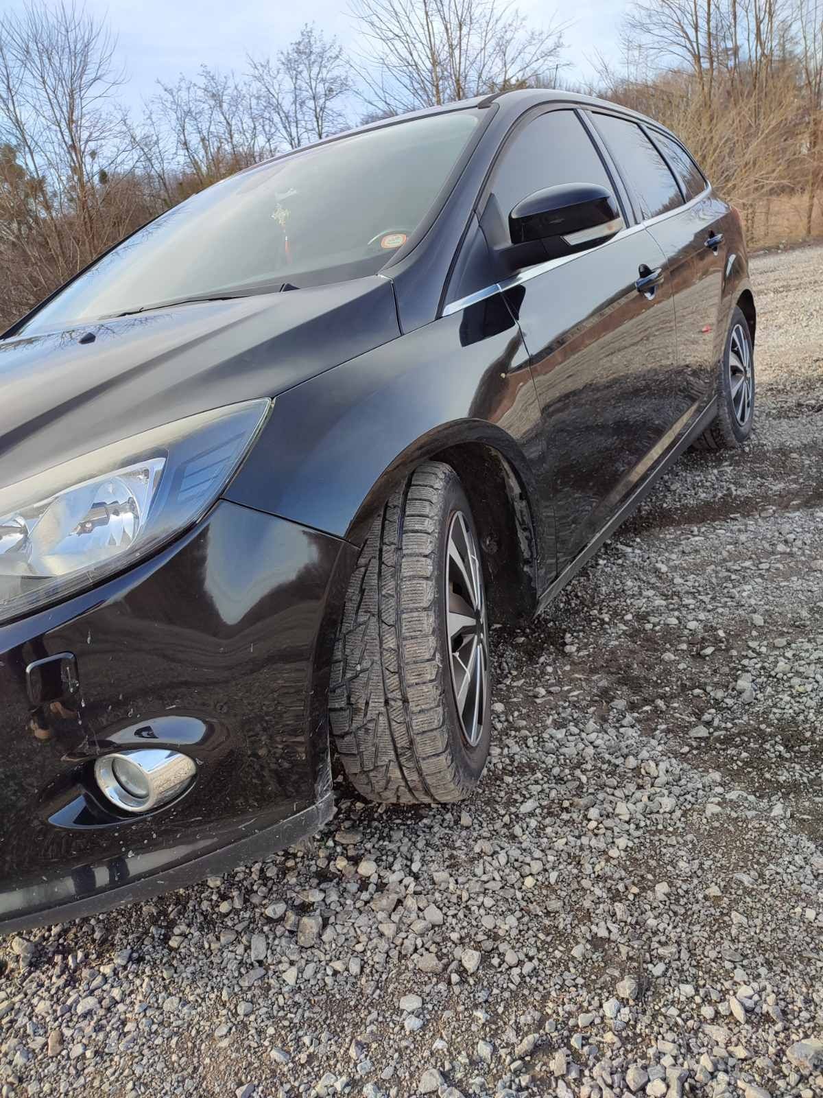 Ford Focus 3  1.6  2011 року