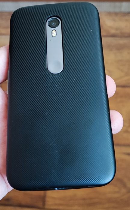Продам телефон на запчастини Motorola Moto g 3 gen