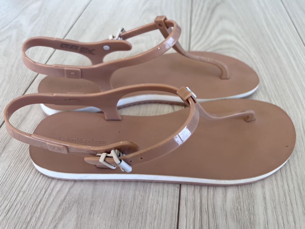 Calvin Klein klapki sandałki rozmiar 41 nowe