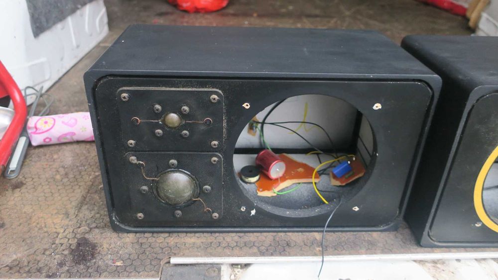 Kolumny głośnikowe BRAUN AG SM1003