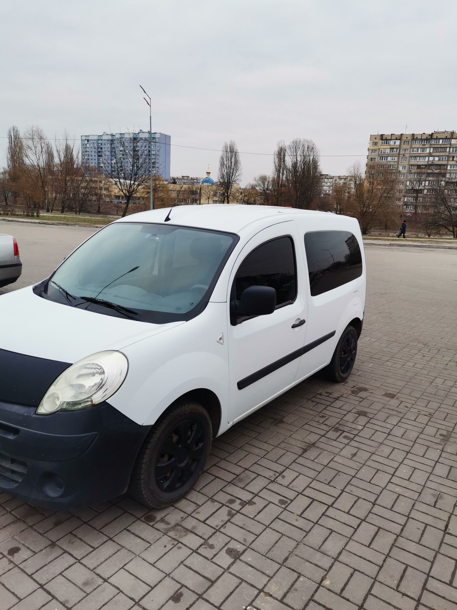 Renault kangoo 2 2009 63,5 kw