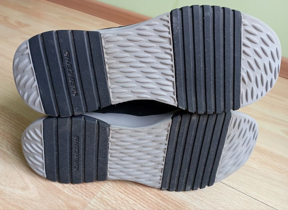 Оригінальні черевики Skechers Classics Fit Air cooled,Memory Foam 42 р