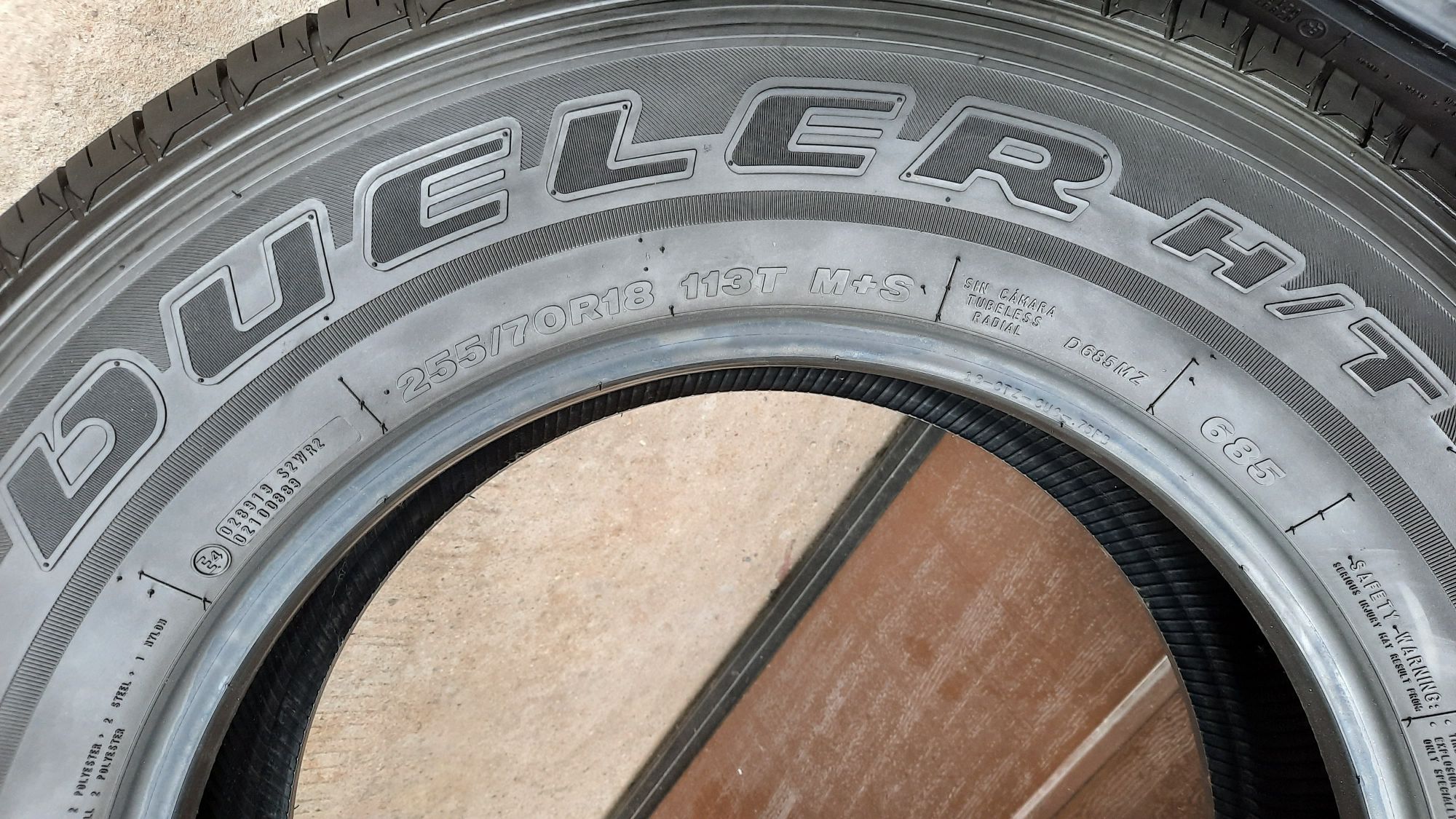 Bridgestone 255/70 R18 NOWE Dueler H/T Wrangler 2019