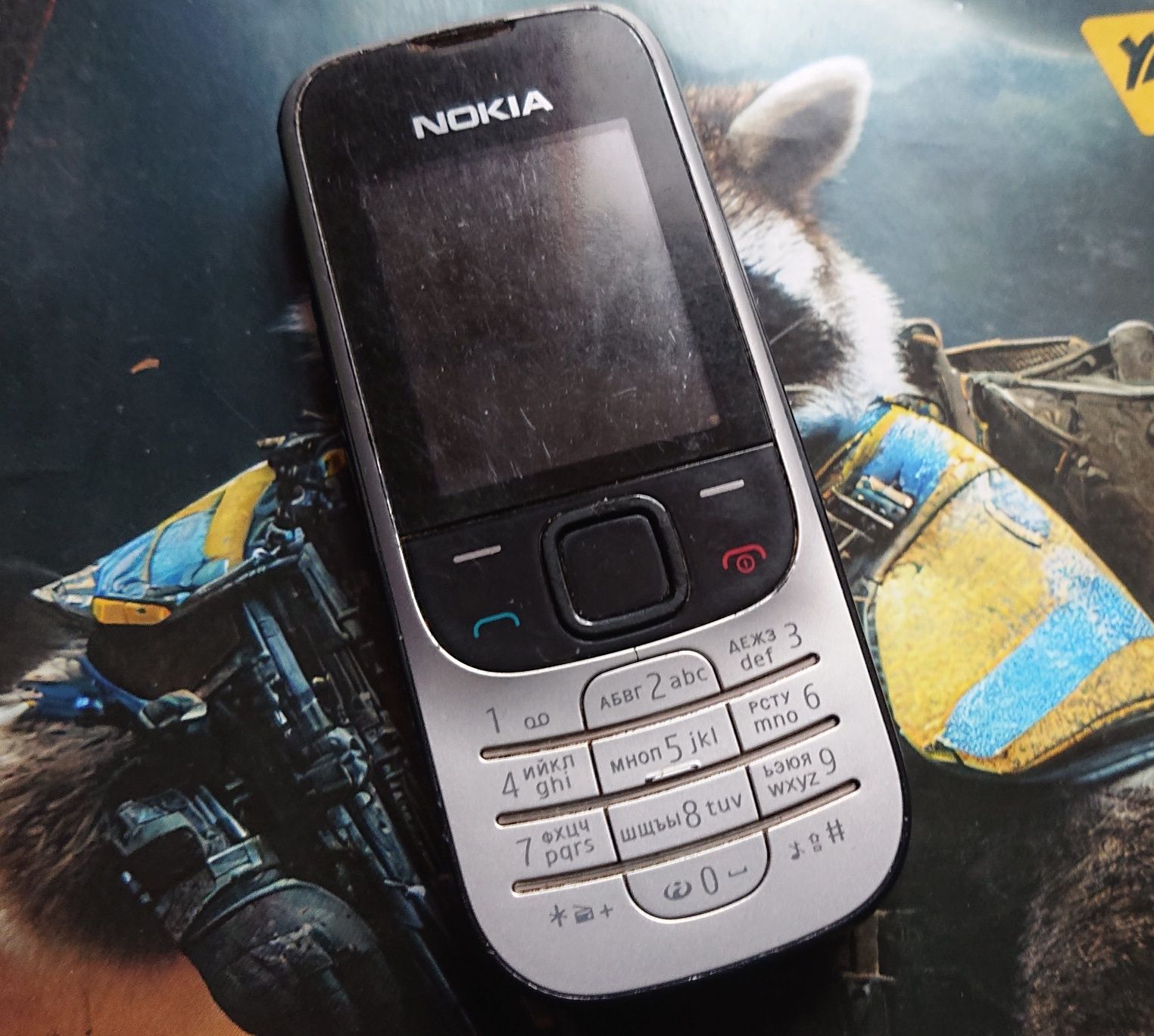 Продам телефон Nokia 2330c-2