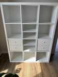Regał Kallax z ikea z wkładami