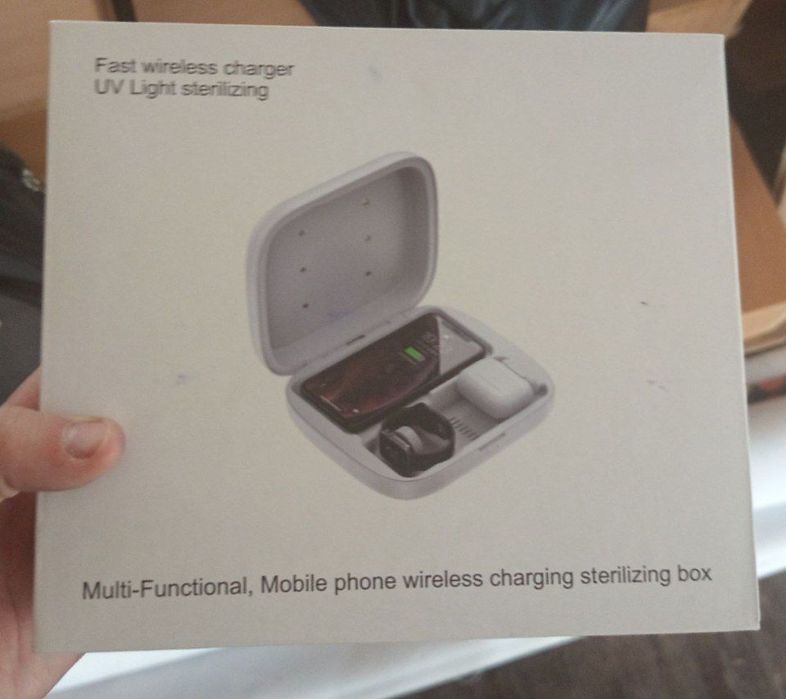 Ультрафіолетовий стерилізатор для телефону з бездротовою зарядкою