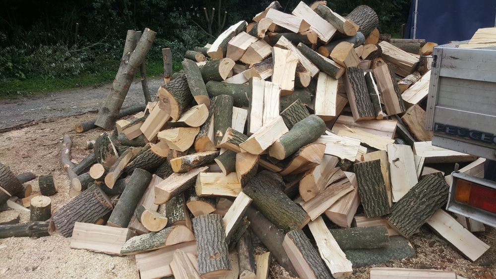 Drewno  kominkowe twarde 400zl. Buk  dąb jesion jawor