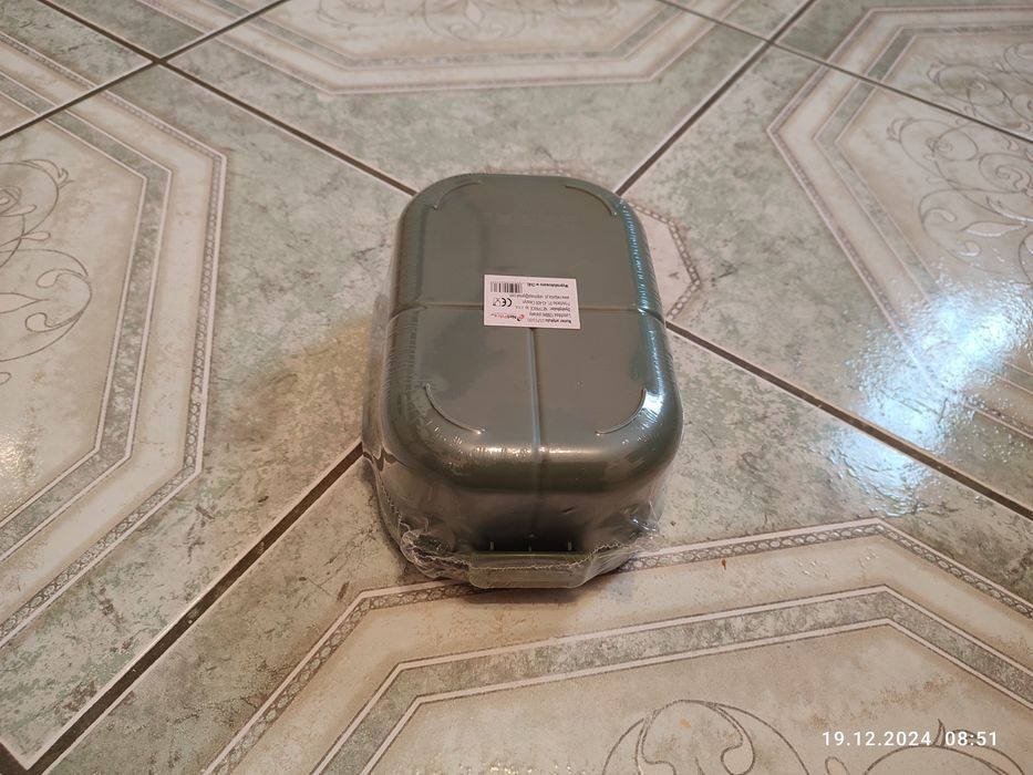 Nowa zielona śniadaniówka lunch box pojemnik