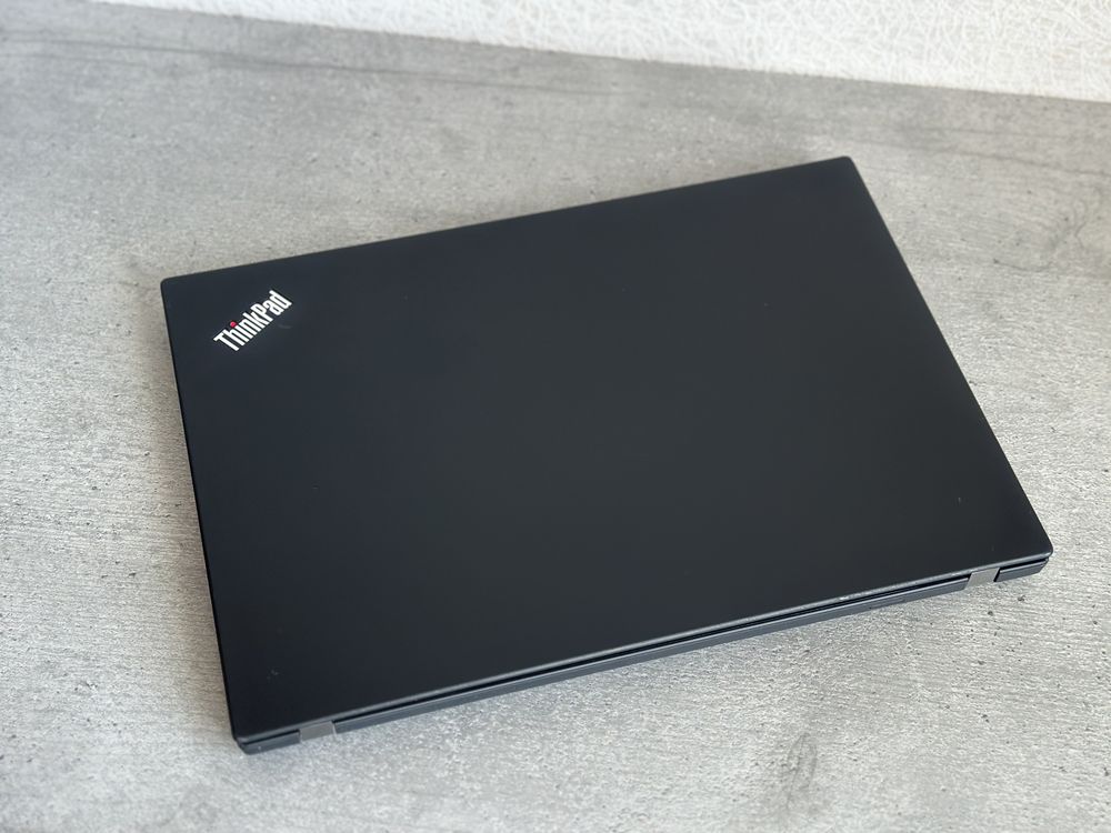 Lenovo ThinkPad T495: 14 FHD IPS, Ryzen 5 Pro, 16 GB RAM, 256 GB SSD