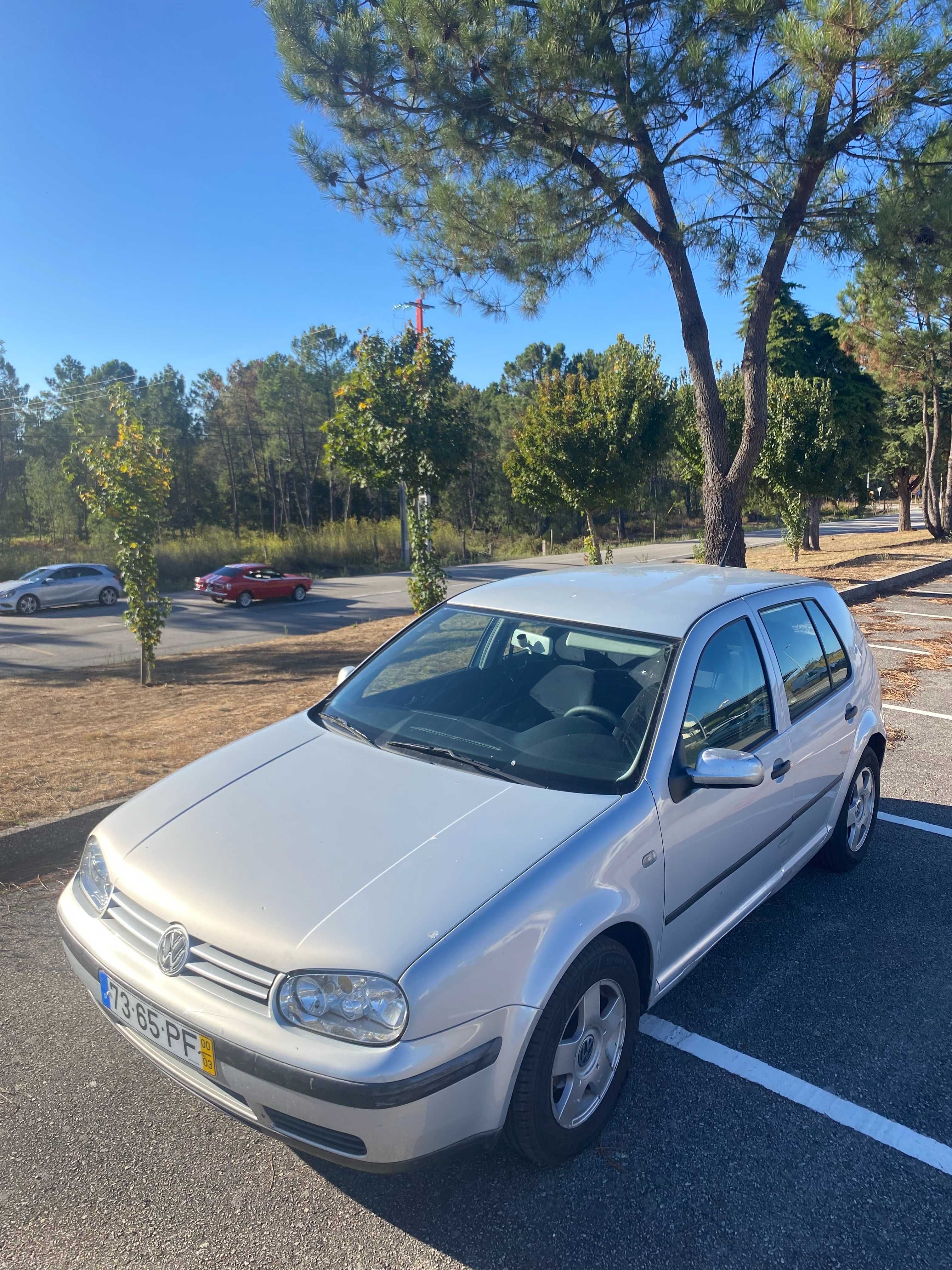 VW Golf IV 1.4 a Gasolina