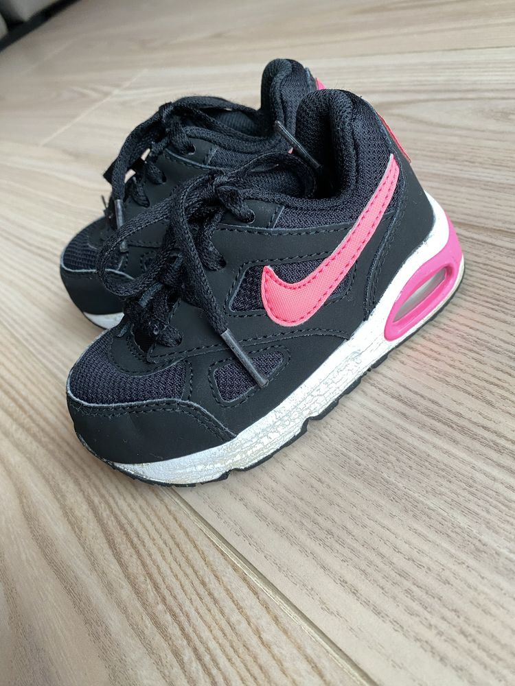 Кросівки Nike 22 р