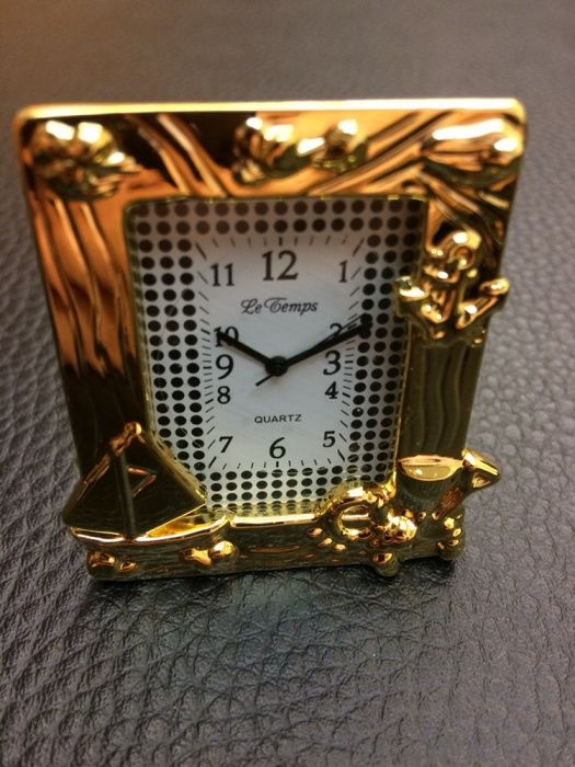 Relógios miniatura (coleção “dourado”)
