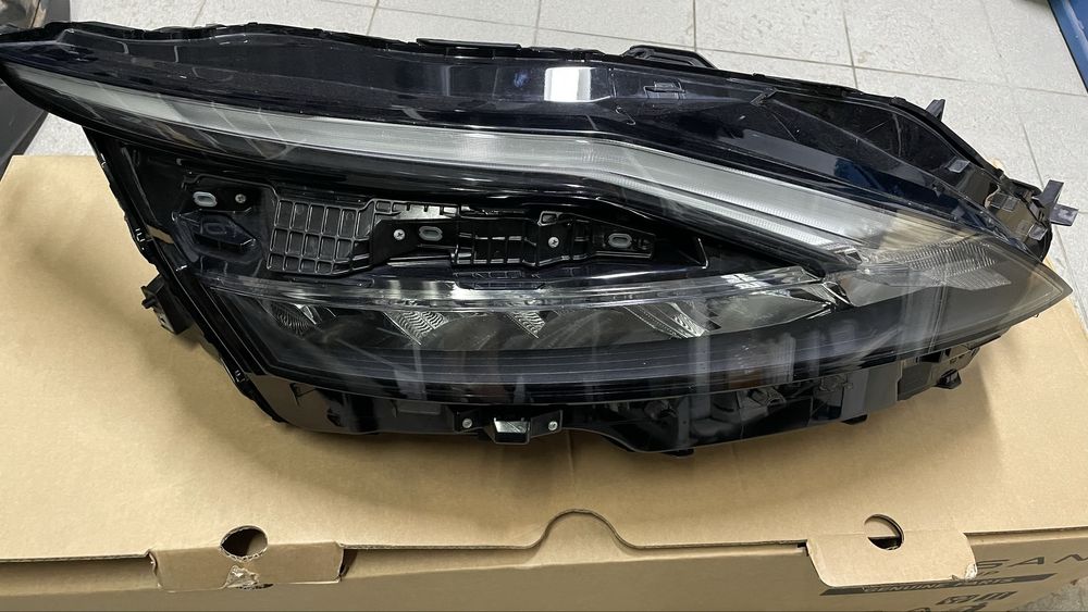 Фара права nissan qashqai J12