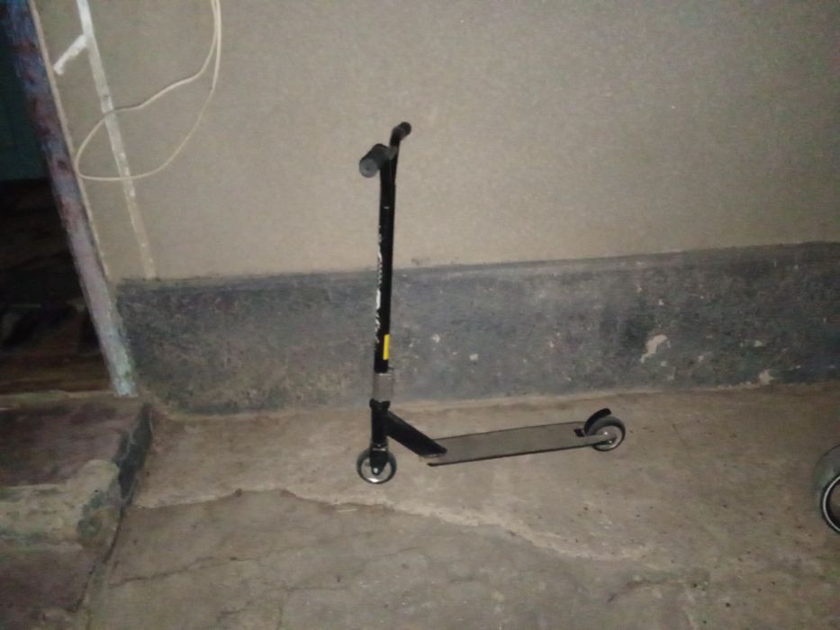 Трюковой самокат