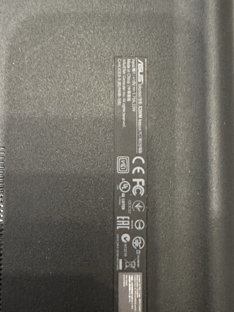 Laptop ASUS X200M 11,6”  stan idealny !