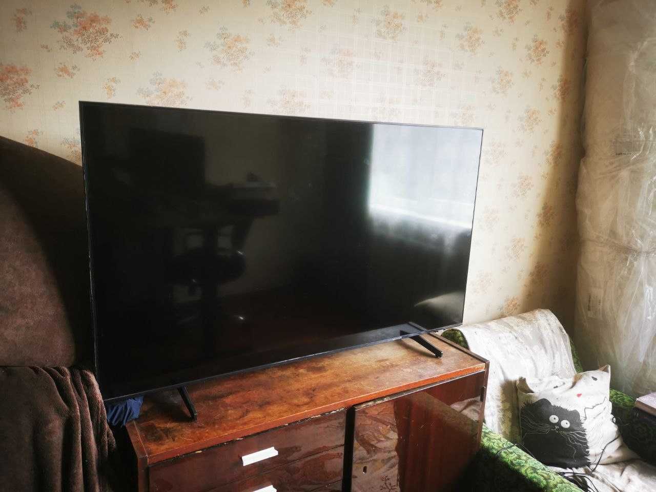 Продам телевізор Samsung QE50Q60AAUXUA на запчасти