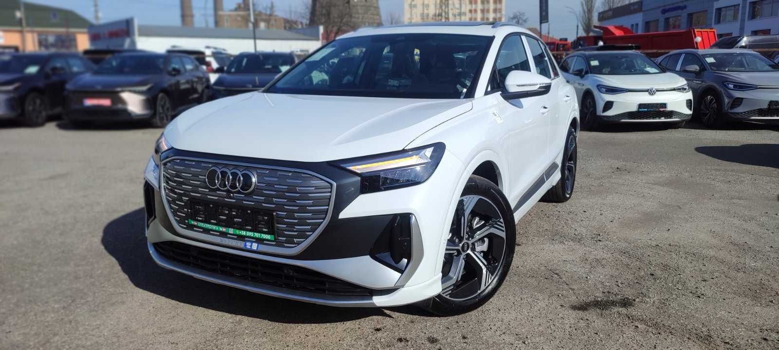 AUDI NEW Q4 e-tron TOP Creative  2023  84.8квт запас 605км за 220 грн