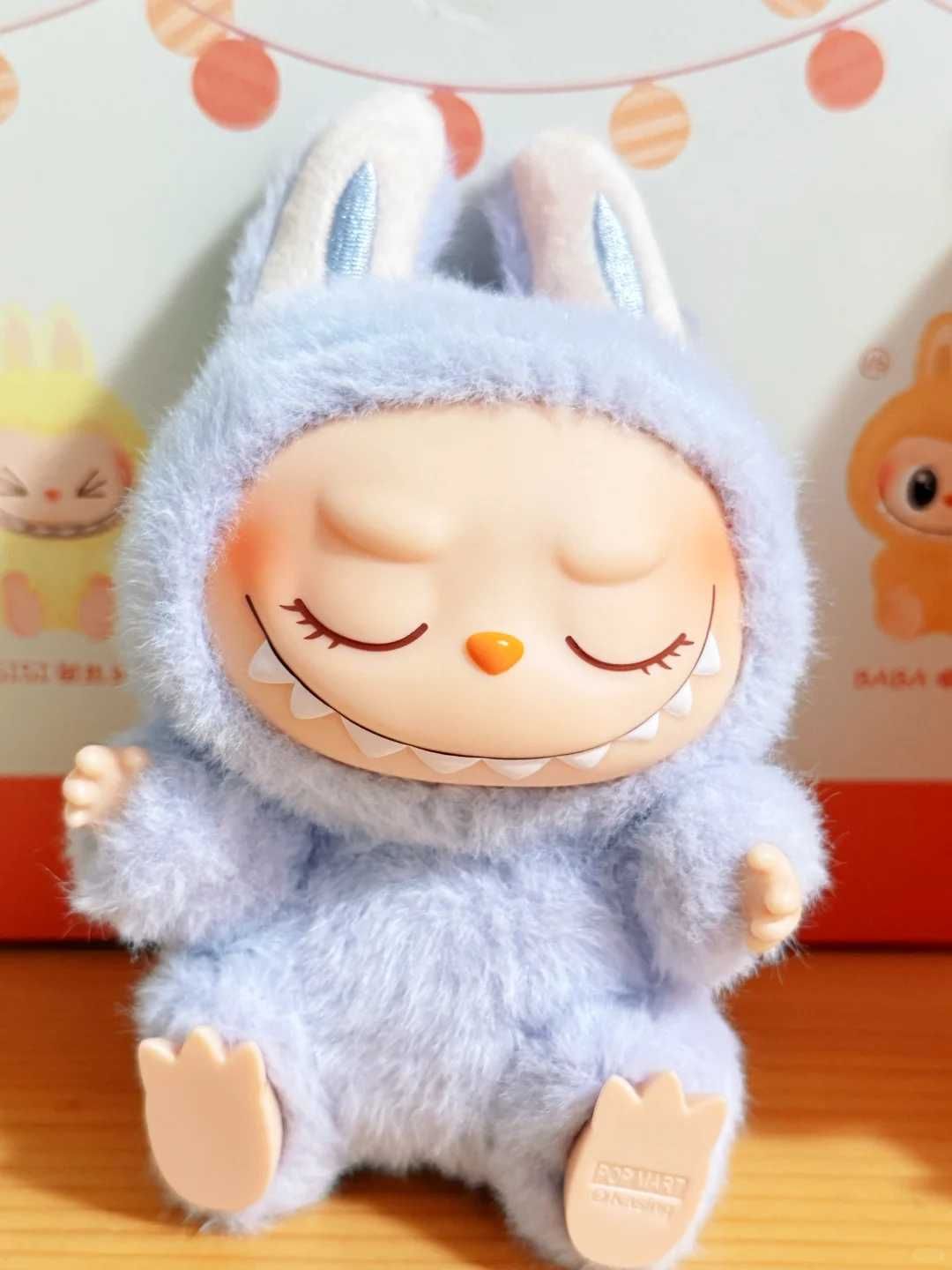 Лабубу играшка-брелок Labubu мягкая игрушка сюрприз Второй сезон