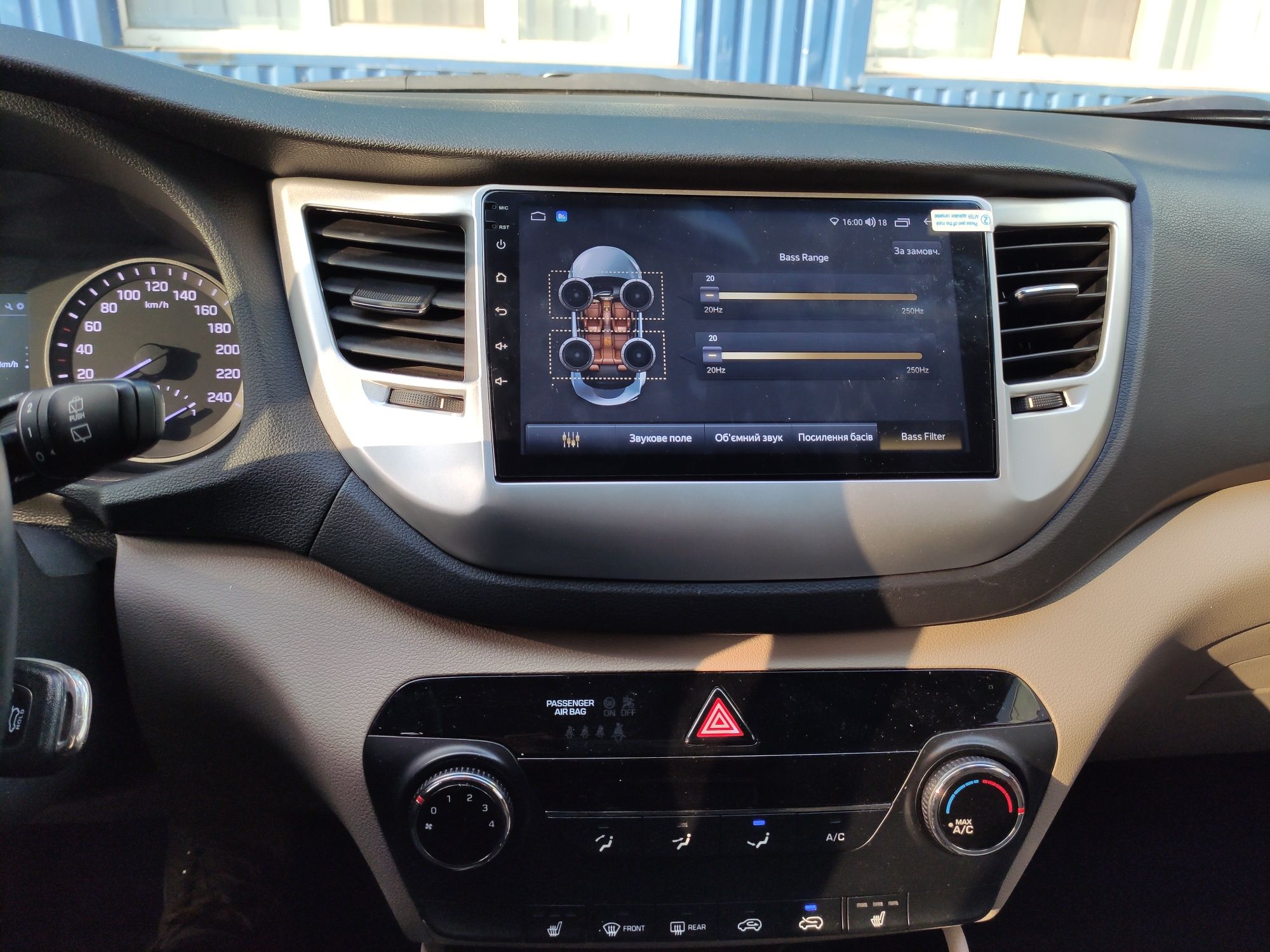 Мощная магнитола Hyundai Tucson с CarPlay 4G LTE+ QLED 8 ядер проц.