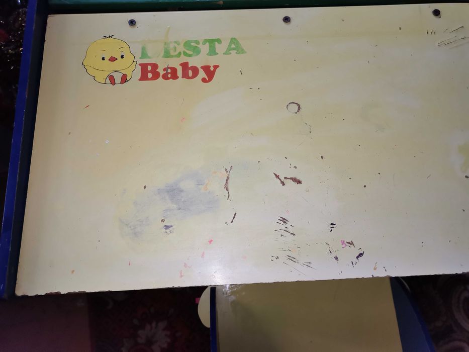 Продам детский стол и стул