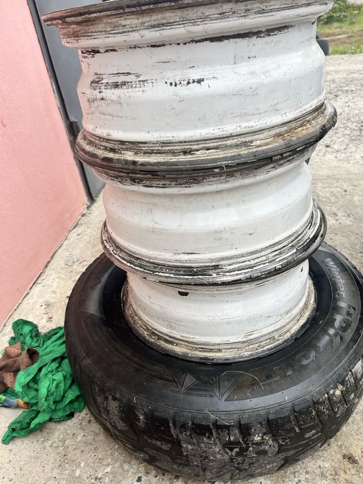 Шини диски на ниву або нива шевроле