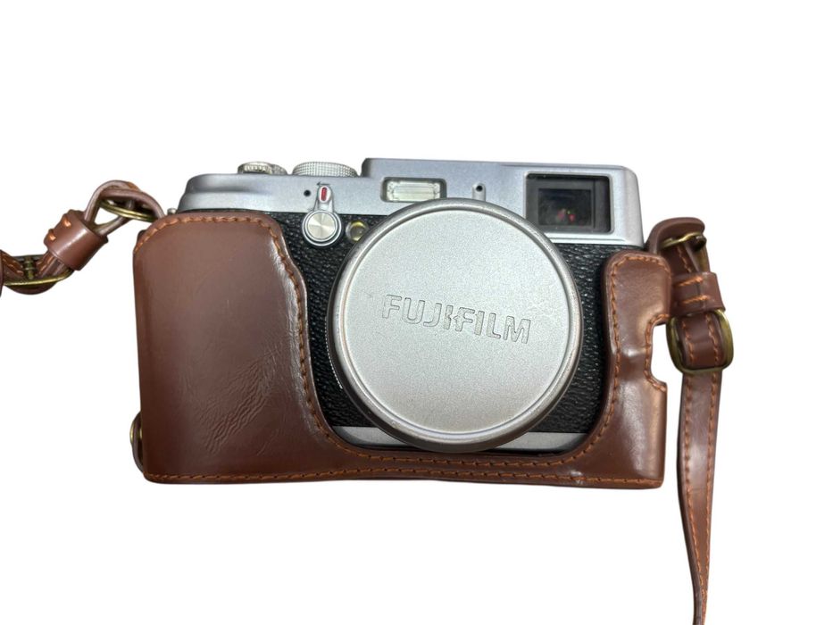 APARAT FUJIFILM X100 23MM dobry stan