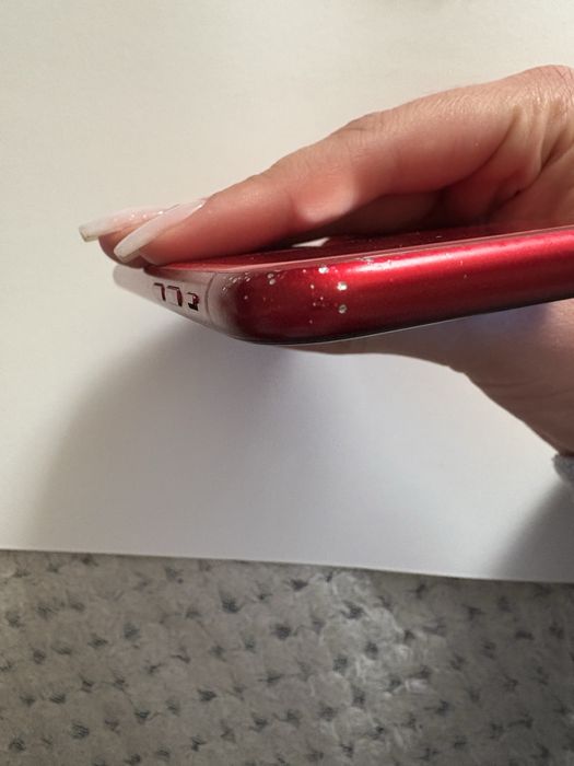 Czerwony Iphone XR 64gb
