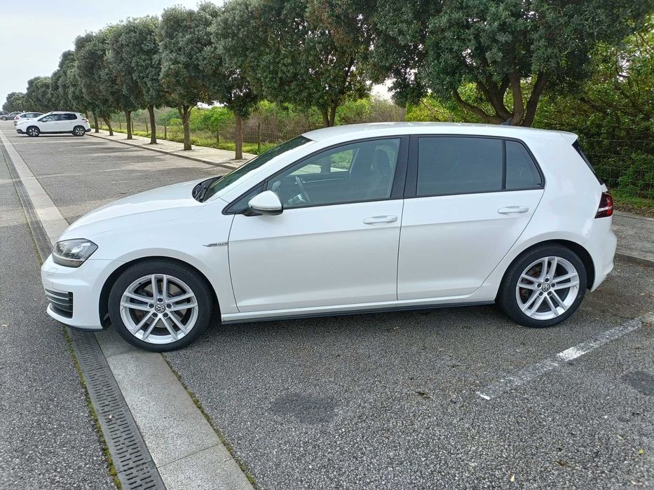 VW Golf GTD 2.0 TDI DSG Impecável