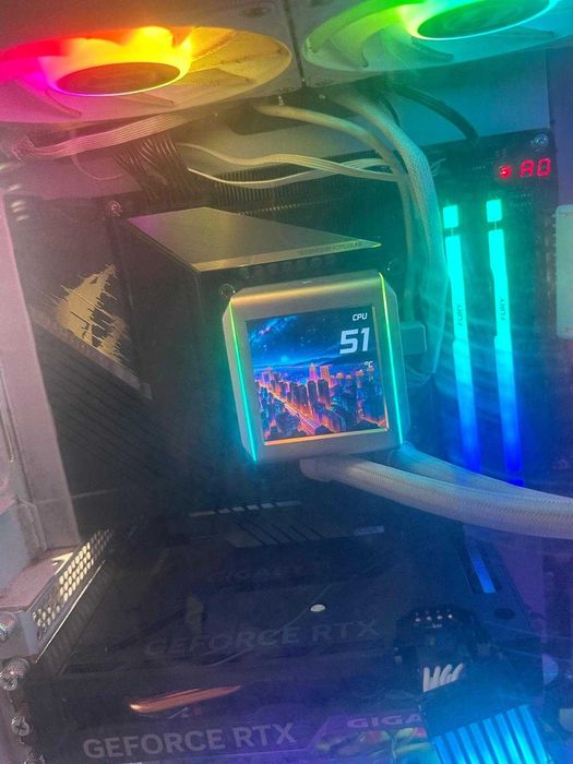 PC Gamer / Workstation – i9 12900K + 64GB RAM + SSDs NVMe