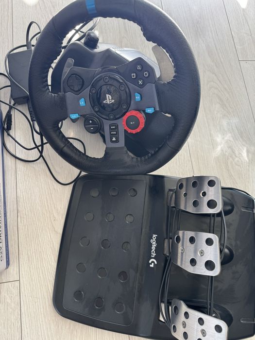Ігровий руль і педалі Logitech G29 Driving Force для PlayStation / PC