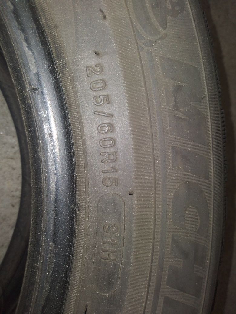 Michelin 205/60/15 продам