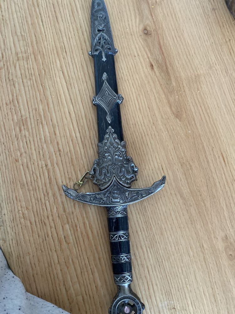 ******Espada em aço… *****