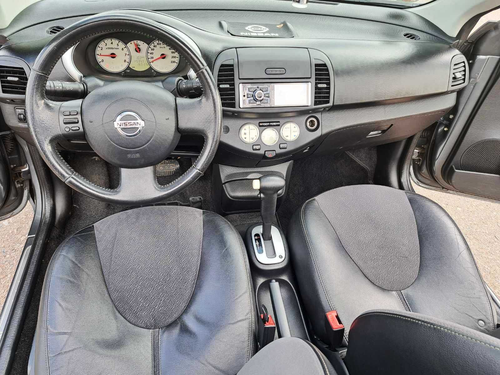 Nissan Micra кабриолет в полной комплектации (на коже)