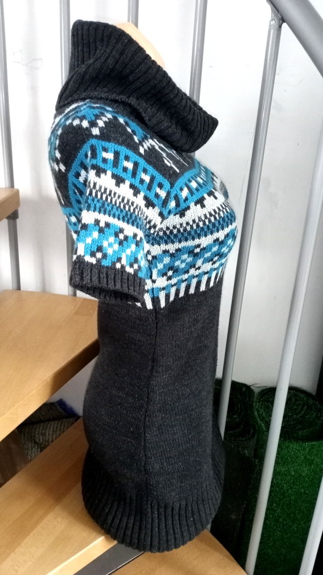 Sweter długi zimowy stalowy skandynawski wzór