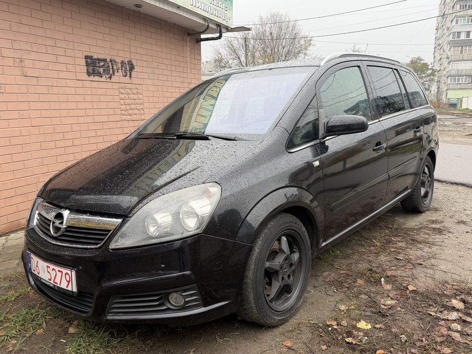 Opel Zafira 2.0TDI 7 мест минивэн продам или обмен