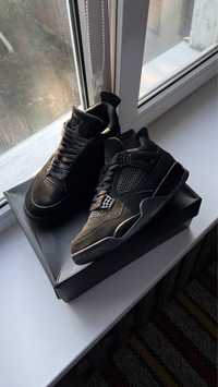 Jordan 4 Retro „Black Cat”  (42,5 size)