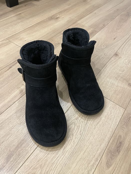 Чоловічі уги UGG