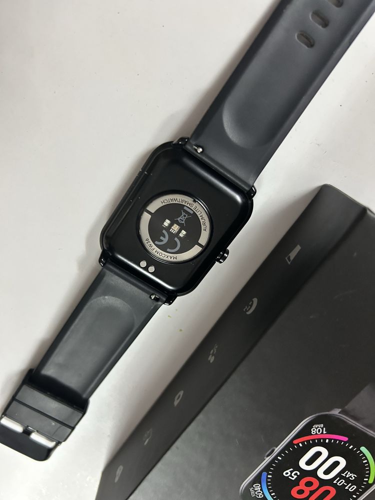 Smartwatch Maxcom Aurum, idealny, 16 dni na baterii