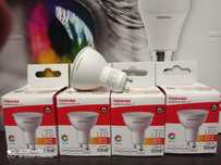 Żarówka LED TOSHIBA GU10 5,5W 450lm b.ciepła